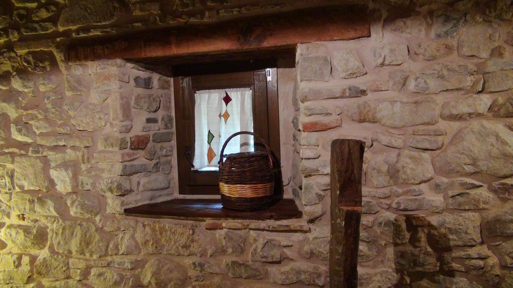 Sasso Erminia R&B Ecosostenibile Novafeltria Rom bilde