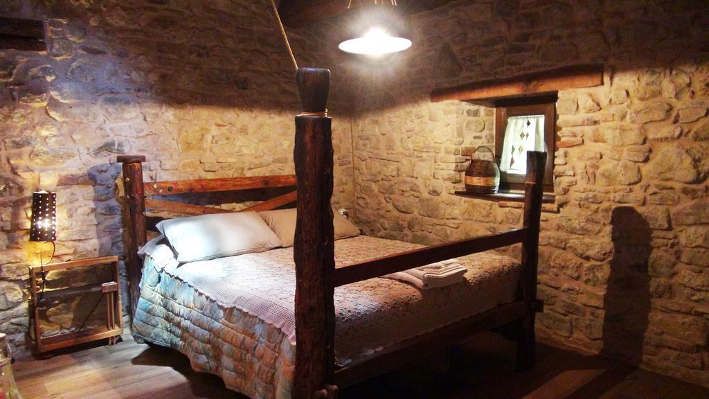 Sasso Erminia R&B Ecosostenibile Novafeltria Rom bilde