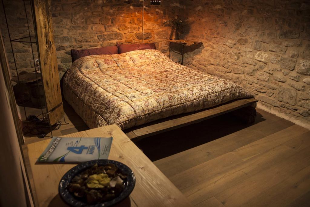 Sasso Erminia R&B Ecosostenibile Novafeltria Rom bilde